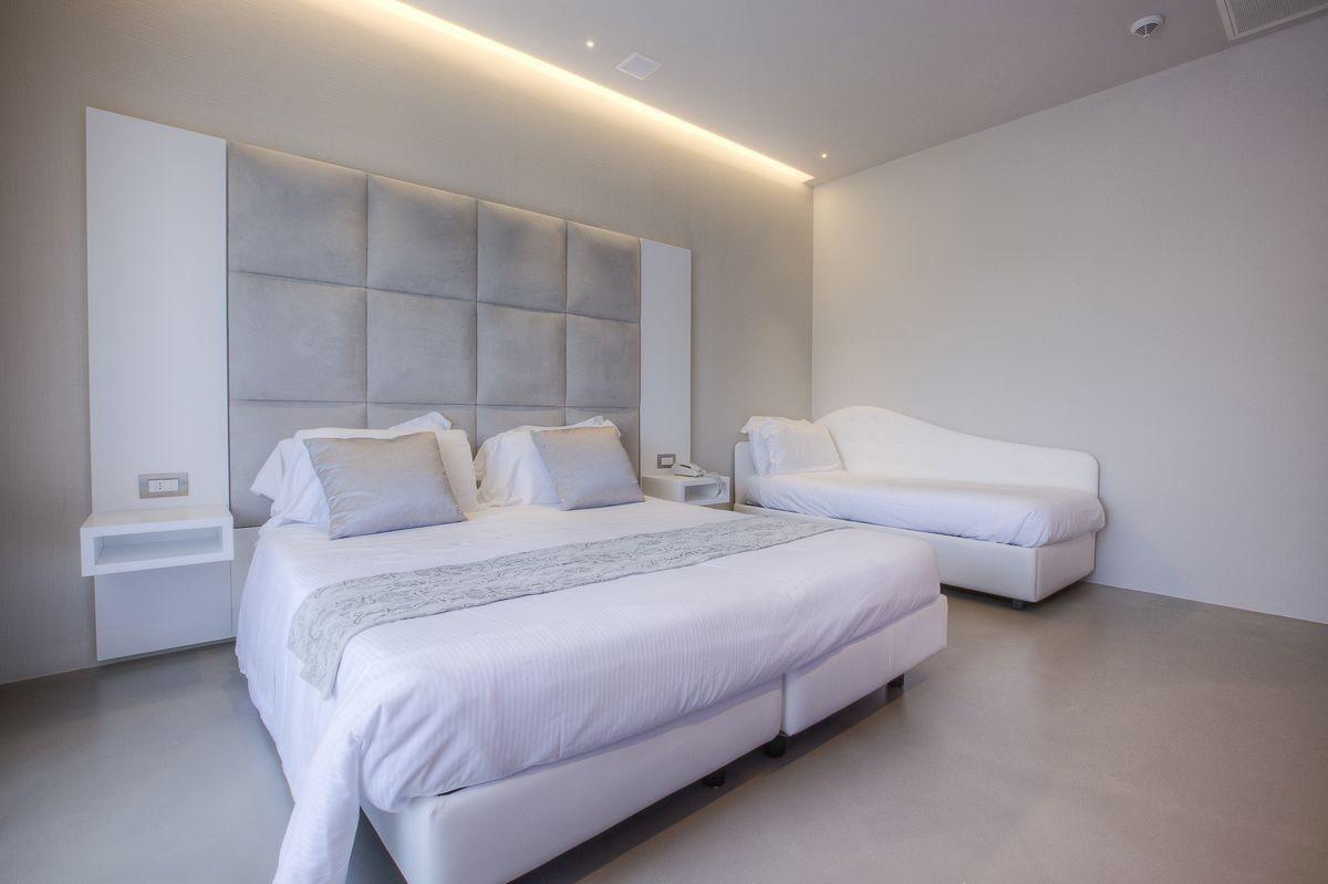 Hotel Nettuno Cervia Bagian luar foto